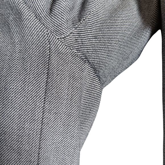 Banana Republic New LWW Blazer Gray One Button Front Closure 3 Pockets Lined - Picture 8 of 8